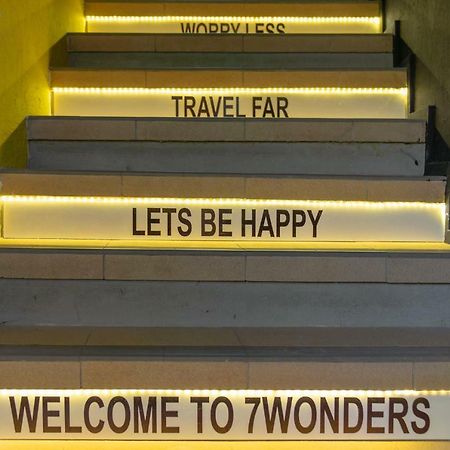 7 Wonders Hostel @ Upper Dickson  Singapore Buitenkant foto